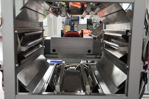 新能源汽車(chē)紅外線(xiàn)加熱收縮膜utf-8